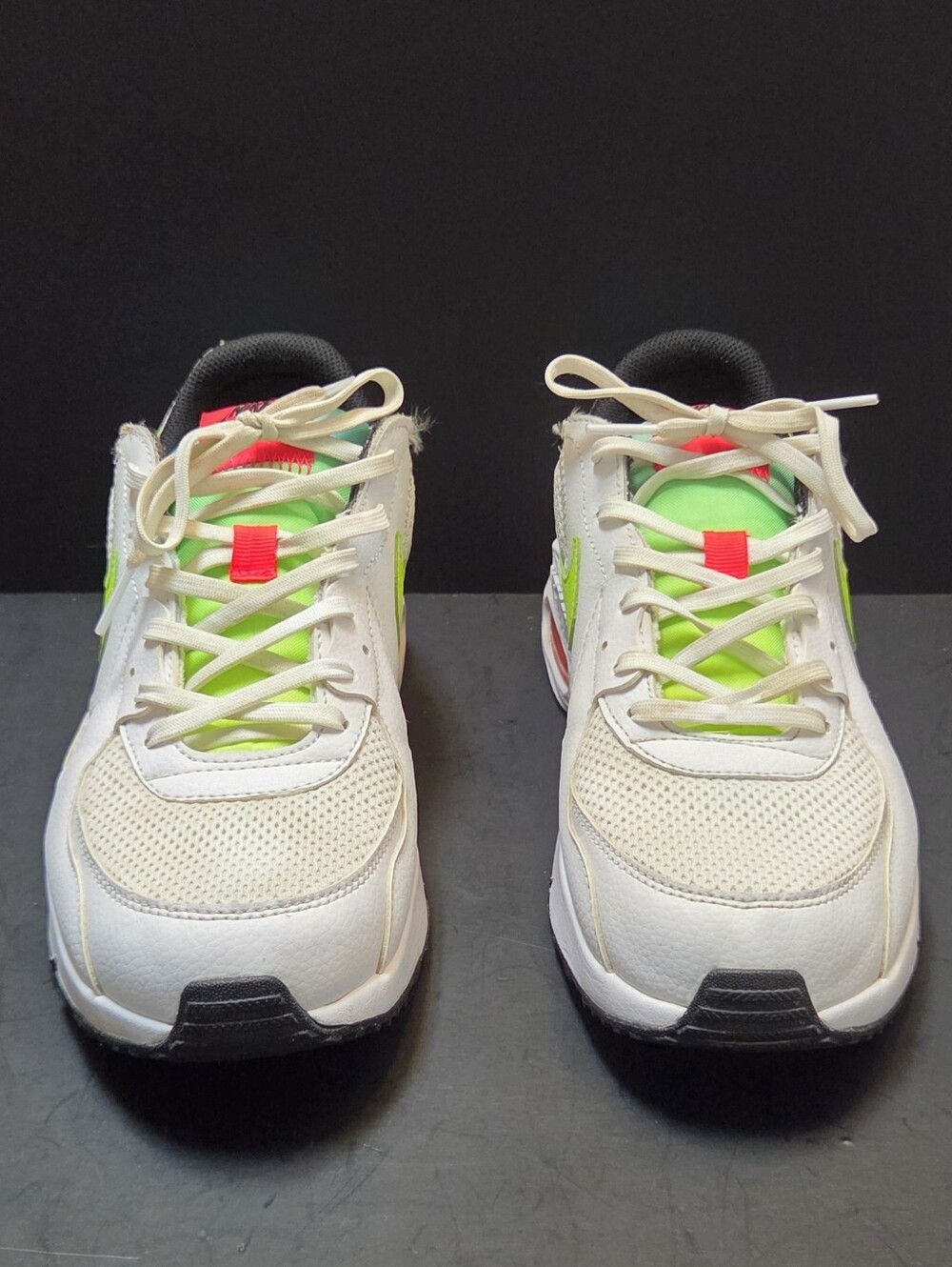 Nike Air Max Excee Womens Size 10 Neutral Lightweight Comfort White Green 0199